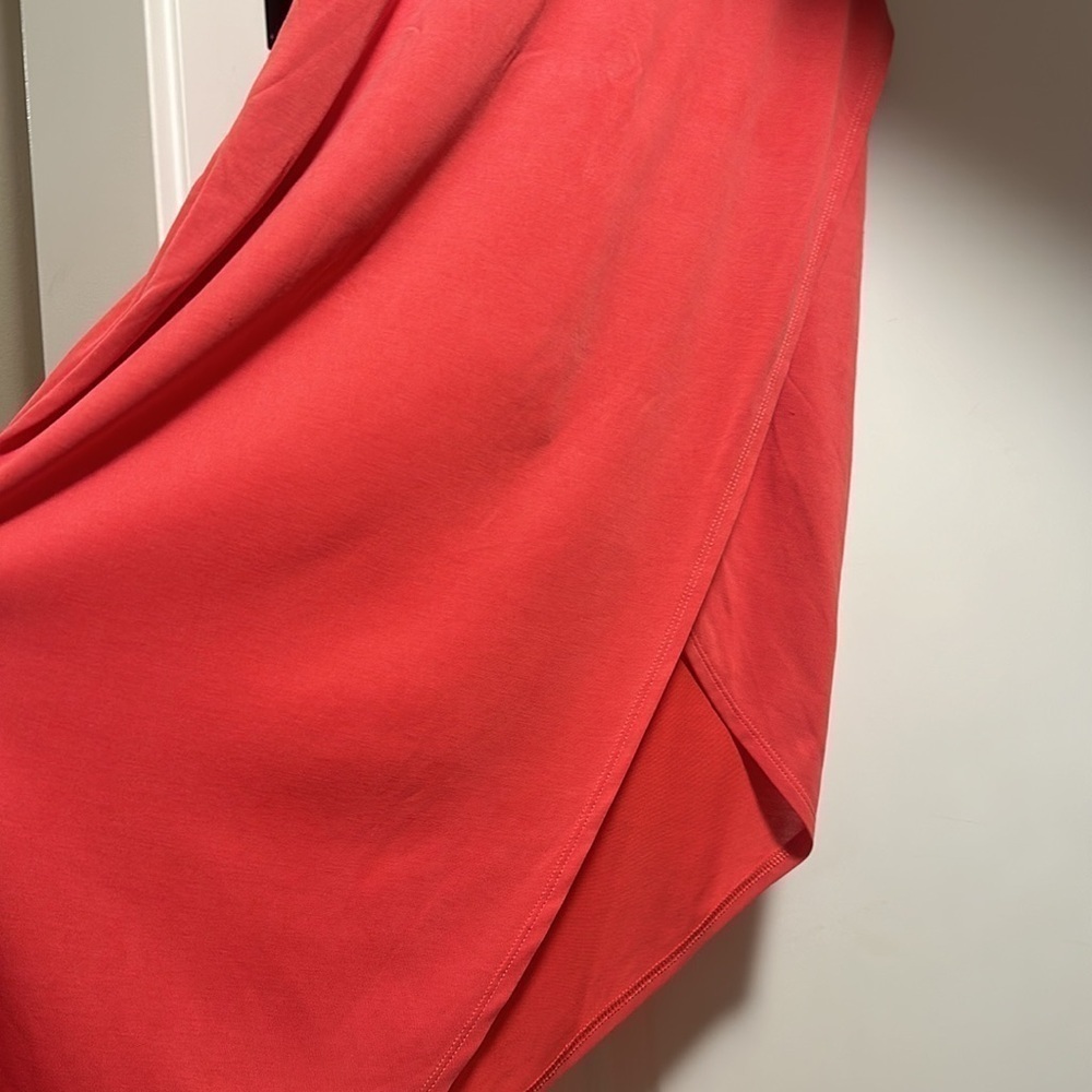 BCBG skirt - Picture 3 of 3